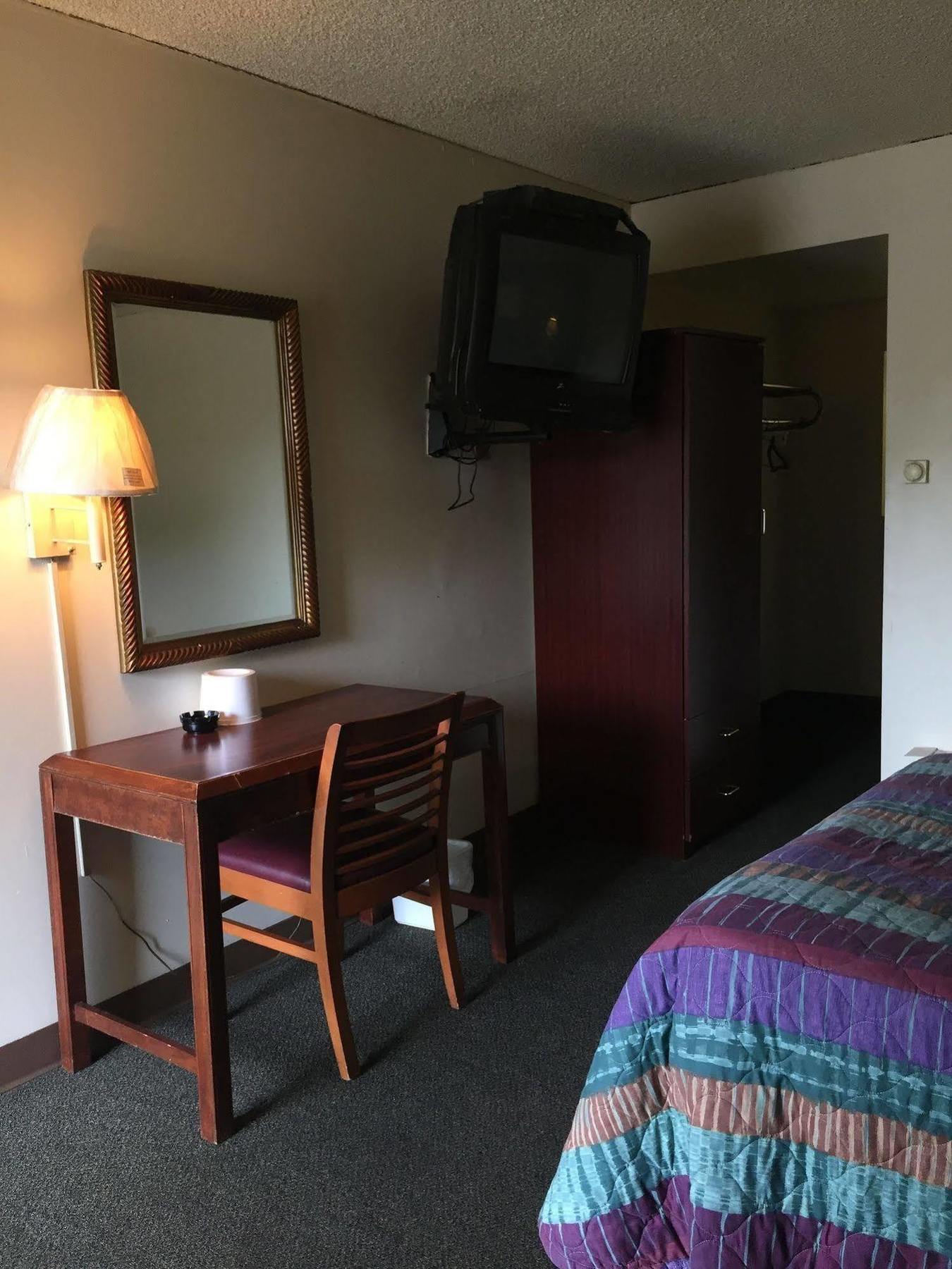 Hudson Plaza Motel Bayonne Джерси-Сити Экстерьер фото